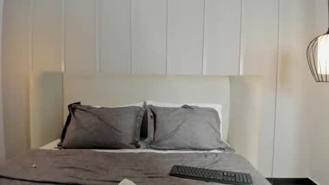  Ara Ferrer  online show from 9, 2, 2026