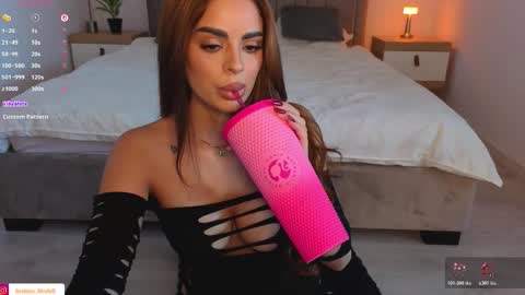 IsaBella online show from 3, 11, 2025