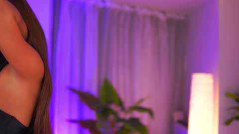 Snapshot of arabian_beautyy chatting on 8, 7, 2026 IsaBella online show from 8, 7, 2026