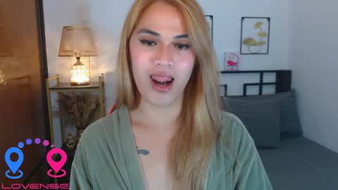 Snapshot of arcicola2727 chatting on 6, 12, 2024 Arci online show from 6, 12, 2024