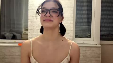 Caroline online show from 20, 2, 2026