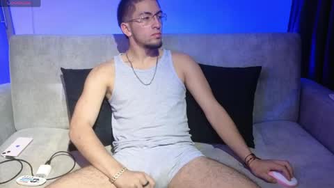 Snapshot of aresmassimox chatting on 2, 5, 2026 Mateo online show from 2, 5, 2026