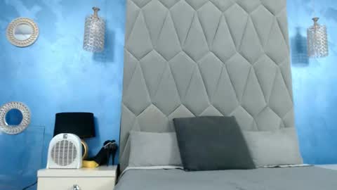 aretialisya online show from 14, 10, 2025