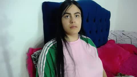 Snapshot of ari_coohachelaa chatting on 22, 4, 2026 ARIANNA online show from 22, 4, 2026