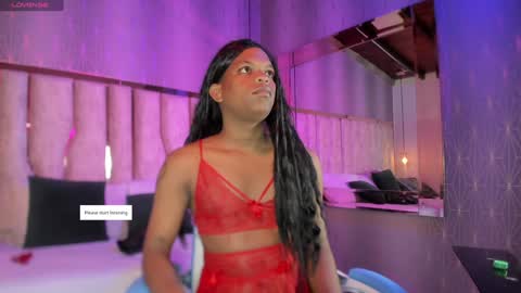Snapshot of ari_monet chatting on 28, 12, 2024 ARI online show from 28, 12, 2024