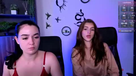 Snapshot of aria_glow chatting on 12, 7, 2026 Aria online show from 12, 7, 2026