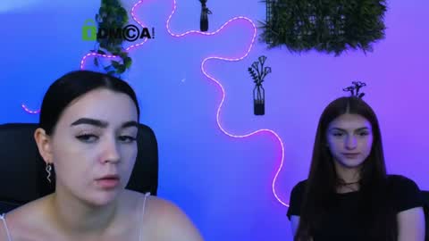 Snapshot of aria_glow chatting on 14, 7, 2026 Aria online show from 14, 7, 2026