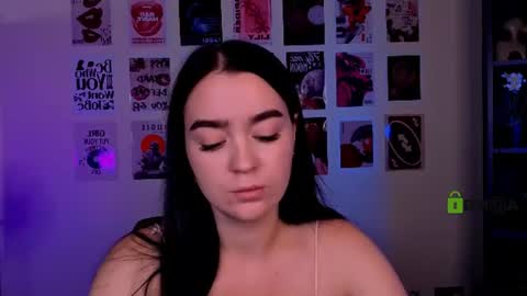Snapshot of aria_glow chatting on 21, 7, 2026 Aria online show from 21, 7, 2026