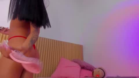 Aria Millers  online show from 5, 3, 2026