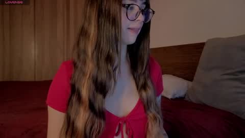 Snapshot of aria_mora chatting on 5, 6, 2026 Roxxy online show from 5, 6, 2026