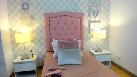aria_star7 online show from 2, 10, 2025