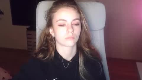 AriaCreazy online show from 10, 2, 2026