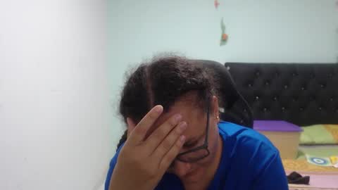 ...Ariana... online show from 9, 10, 2025