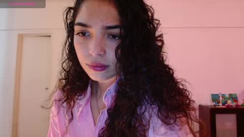 Snapshot of ariagal chatting on 13, 5, 2026 ariagal online show from 13, 5, 2026