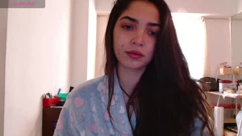 ariagal online show from 13, 7, 2026