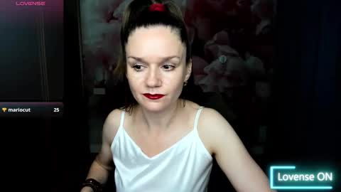 AriaGray online show from 4, 11, 2025