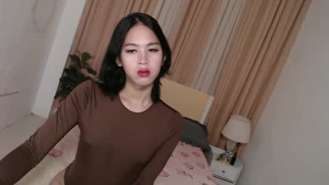 Christine  JorgensenChristmas wish breasts implants  online show from 24, 12, 2024