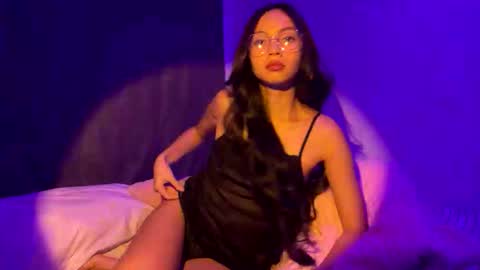 Aria Mariz online show from 13, 9, 2025