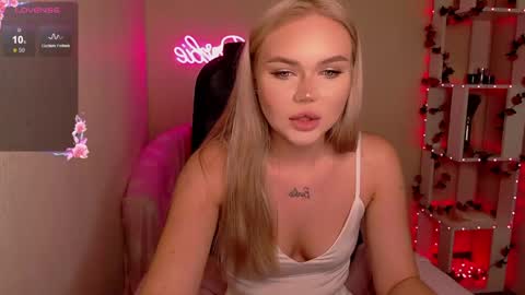 Snapshot of ariana_blissx chatting on 16, 5, 2026 Lilli 3 online show from 16, 5, 2026