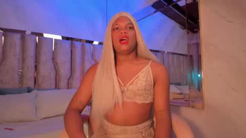 Snapshot of ariana_grande233 chatting on 24, 2, 2026 ariana_grande233 online show from 24, 2, 2026