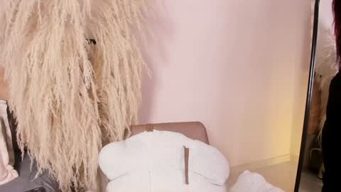 Ariana  online show from 7, 12, 2024