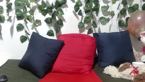 Snapshot of arianasanz1 chatting on 5, 2, 2025 arianasanz1 online show from 5, 2, 2025