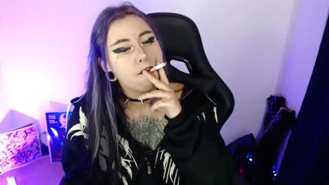 help me 100 hands up my OF is Free  online show from 17, 4, 2026