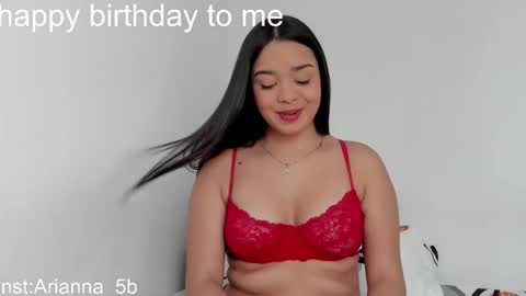 Snapshot of arianna_5 chatting on 11, 10, 2025 Ari 3 online show from 11, 10, 2025