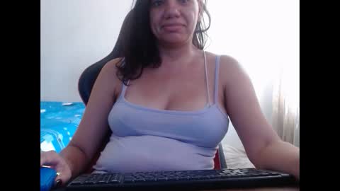 ariannaloovel online show from 17, 9, 2025