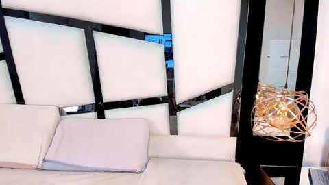 ariannarussell1 online show from 29, 5, 2026