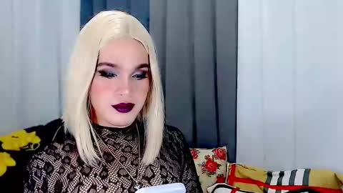 ARIANNE CUMS  online show from 25, 2, 2025