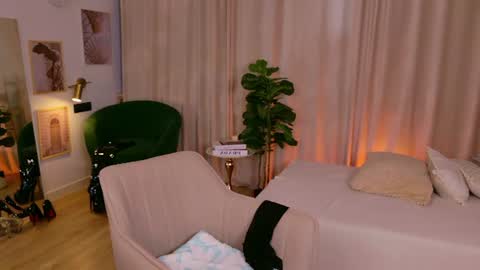 Snapshot of ariel_joy chatting on 22, 6, 2026 Ari online show from 22, 6, 2026