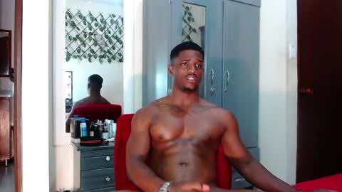 Snapshot of arielbronwxxx chatting on 2, 1, 2025 chris online show from 2, 1, 2025