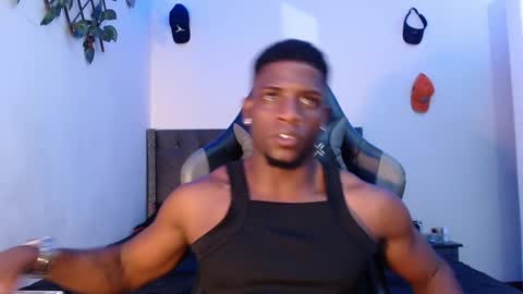Snapshot of arielbronwxxx chatting on 2, 2, 2025 chris online show from 2, 2, 2025
