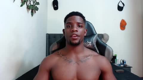 Snapshot of arielbronwxxx chatting on 15, 2, 2025 chris online show from 15, 2, 2025