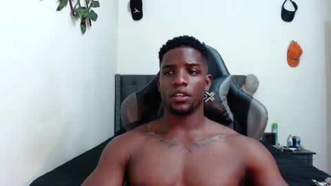 Snapshot of arielbronwxxx chatting on 15, 2, 2025 chris online show from 15, 2, 2025