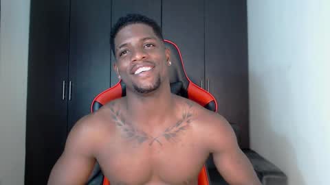 Snapshot of arielbronwxxx chatting on 1, 3, 2025 chris online show from 1, 3, 2025