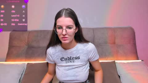 Ariella online show from 5, 1, 2025