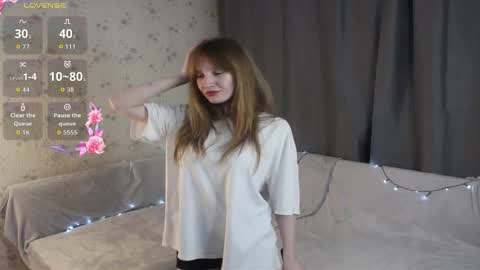 Snapshot of arielnasvish chatting on 12, 1, 2026 Hello im Lia online show from 12, 1, 2026