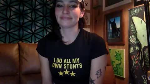 Snapshot of arielwyld chatting on 27, 12, 2024 ariel colin when hes here online show from 27, 12, 2024