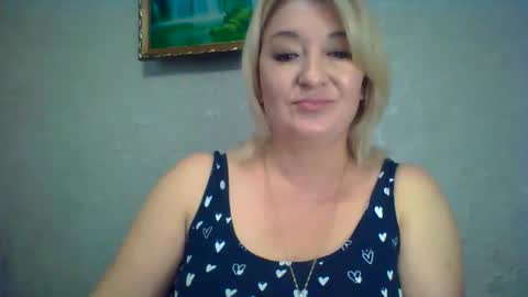 Snapshot of arielxloveresss chatting on 6, 10, 2025 ArielXLoveresss online show from 6, 10, 2025