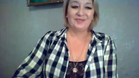 ArielXLoveresss online show from 25, 11, 2025