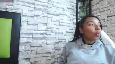 Snapshot of arietta_ chatting on 3, 3, 2025 ARIETTA online show from 3, 3, 2025