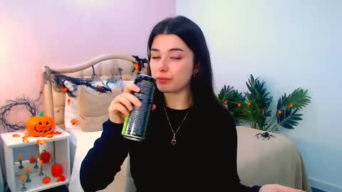 Ari online show from 10, 11, 2025