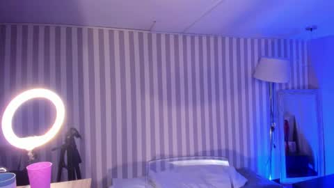  Arianna  online show from 16, 1, 2025