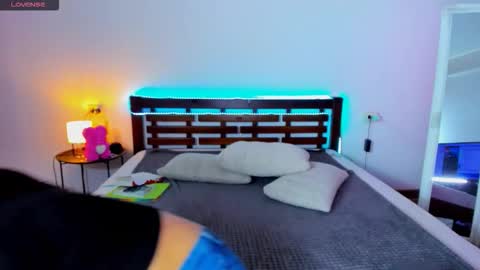 Ari online show from 15, 9, 2025