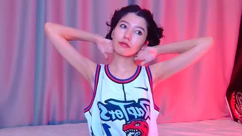 Snapshot of arinsun chatting on 3, 11, 2025 haitani online show from 3, 11, 2025