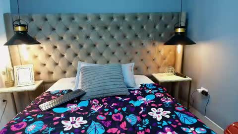 Aris Suarez online show from 8, 4, 2026