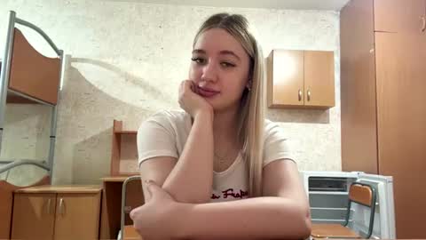 Snapshot of arlettaeavey chatting on 1, 7, 2026 Kate online show from 1, 7, 2026