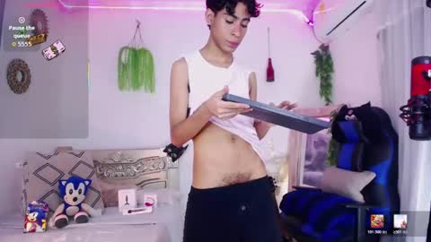 armond online show from 10, 4, 2026